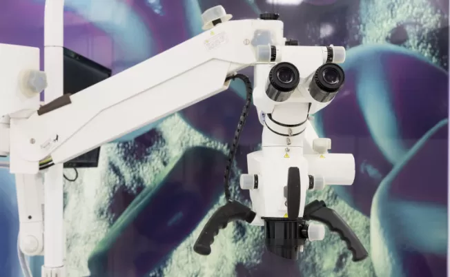 東京審美治療「ワイデンタルキュア東京」矯正治療・セラミック治療専門歯科｜経験豊富な歯科医師による痛みに配慮した治療